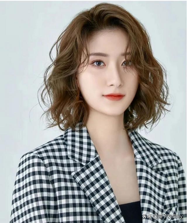 時(shí)尚發(fā)型圖片女中短發(fā)（15款時(shí)尚發(fā)型分享給大家）(6)