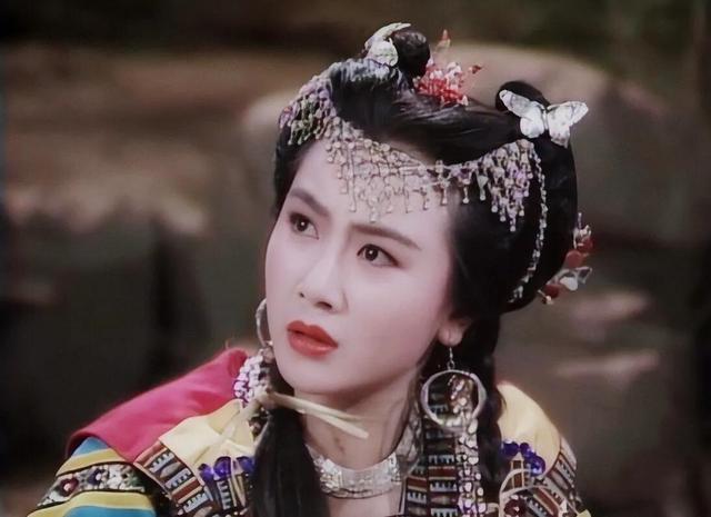 麻花辮盤發(fā)簡單易學(xué)（盤發(fā)和雙馬尾才是古裝少女標(biāo)配）(7)