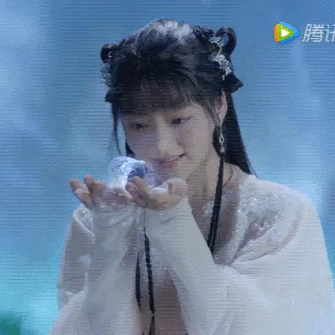 麻花辮盤發(fā)簡單易學(xué)（盤發(fā)和雙馬尾才是古裝少女標(biāo)配）(20)