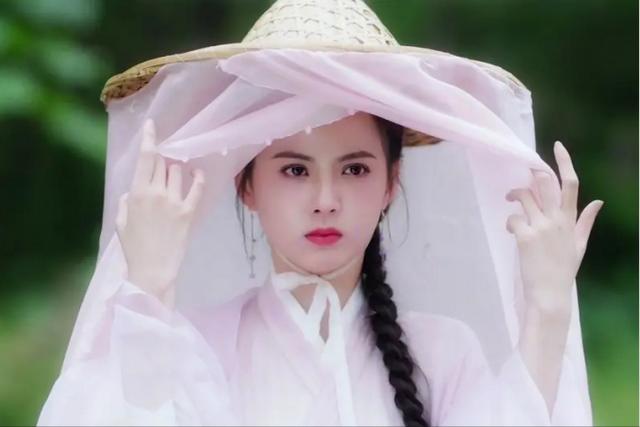 麻花辮盤發(fā)簡單易學(xué)（盤發(fā)和雙馬尾才是古裝少女標(biāo)配）(35)