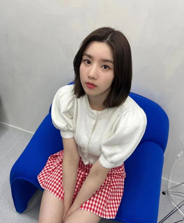 韓國(guó)短發(fā)發(fā)型女圖片（韓國(guó)今年流行女短發(fā)發(fā)型）(2)