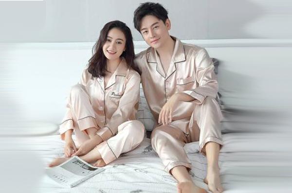 結(jié)婚紀(jì)念禮物推薦送什么（結(jié)婚送什么禮物不要太大）(2)