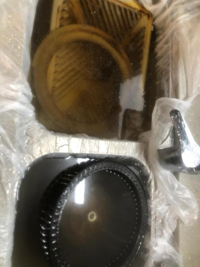 抽油煙機(jī)怎么拆卸清洗（講解抽油煙機(jī)深度拆洗全過(guò)程）(9)