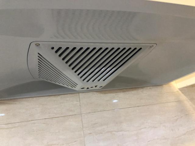 抽油煙機(jī)怎么拆卸清洗（講解抽油煙機(jī)深度拆洗全過(guò)程）(17)