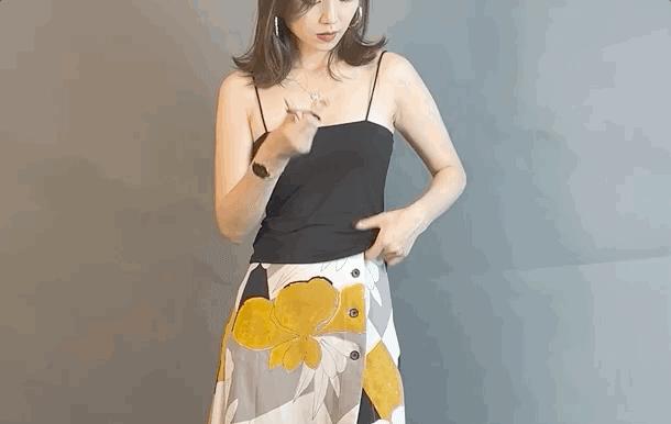 時(shí)尚吊帶背心怎么搭（最時(shí)尚吊帶背心搭配方法）(30)