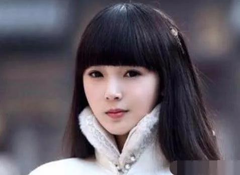 有劉海的發(fā)型圖片女生（不同的臉型適合不同的劉海）(4)