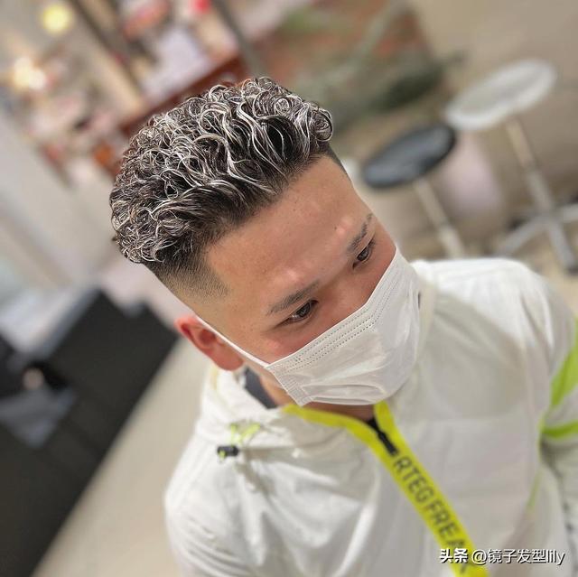 時(shí)尚潮男發(fā)型圖片大全（4種又帥又時(shí)尚的男士發(fā)型）(13)