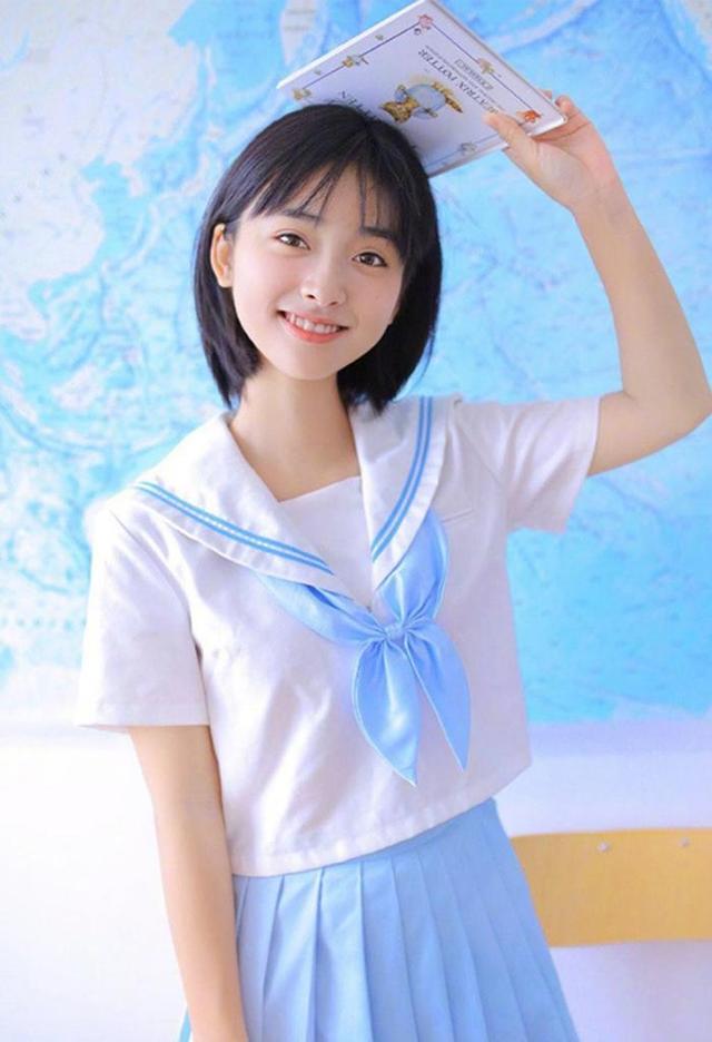 校園風搭配什么外套（超減齡的校園風穿搭）(3)