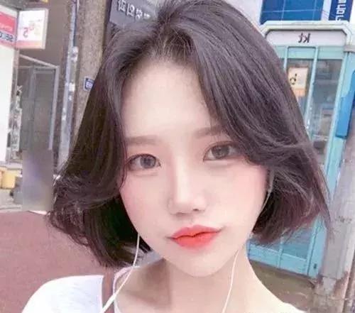 學(xué)生短發(fā)發(fā)型圖片（8款適合學(xué)生黨的短發(fā)發(fā)型）(5)