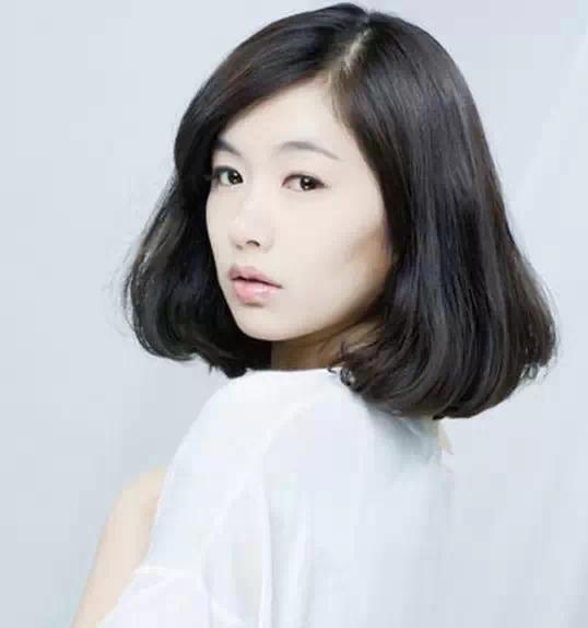 卷發(fā)棒怎么卷梨花頭（20款內(nèi)扣梨花頭發(fā)型）(14)