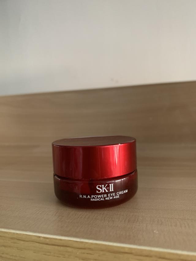 去黑眼圈眼霜哪種最好（眼霜推薦去細(xì)紋黑眼圈真實(shí)測(cè)評(píng)）(8)