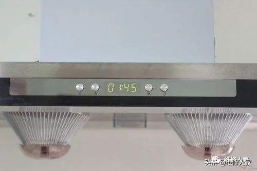 油煙機(jī)不轉(zhuǎn)了怎么維修（抽油煙機(jī)常見(jiàn)的故障與維修方法）(3)